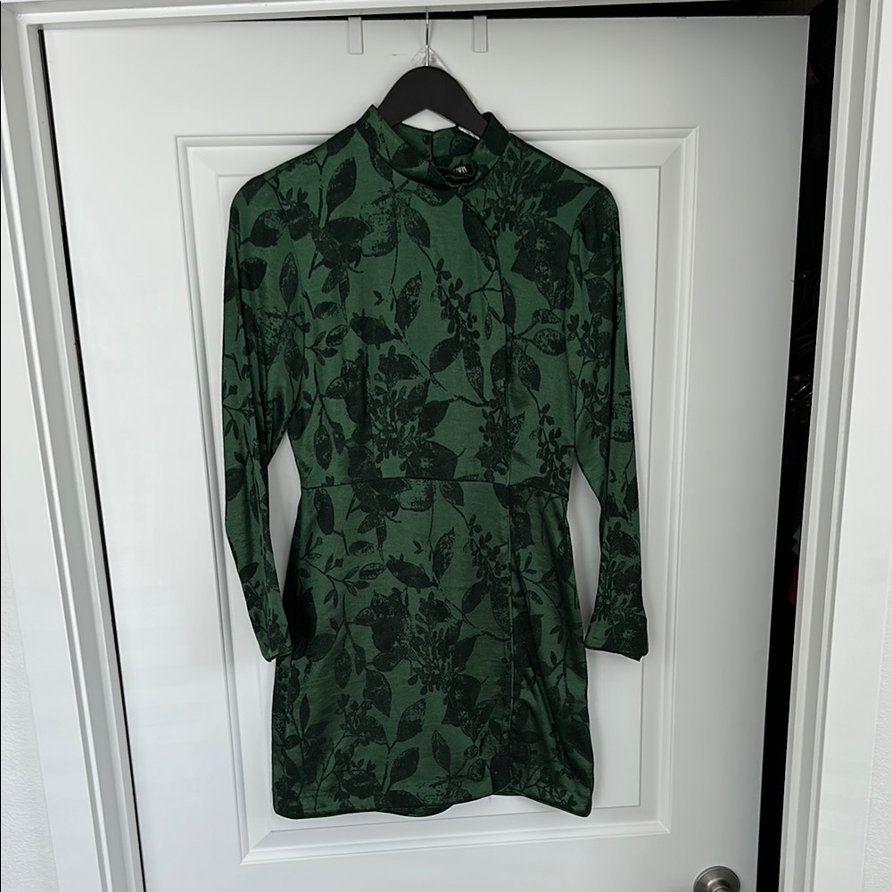 Zara Dark Green Floral Long Sleeve Dress